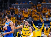 一号娱乐-包含里程碑夜！犹他爵士远射贴柱，NBA季后赛今夜刷纪录，态度坚定，团队化学反应显著的词条