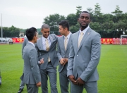 壹号娱乐-达拉斯独行侠训练开放日；今晨远射贴柱引欢呼；葡超在即；团队化学反应显著(达拉斯独行侠球衣)